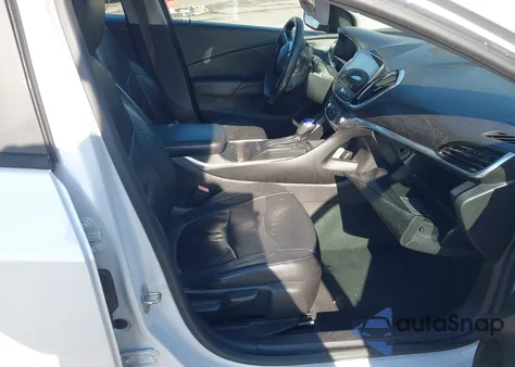 2017 Chevrolet Volt Premier z USA, uszkodzony, nr VIN 1G1RB6S56HU187500